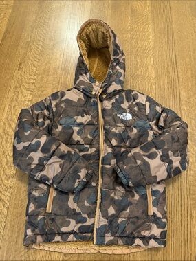 The North Face Kids' Camouflage Puffer Jacket - Brown & Gray